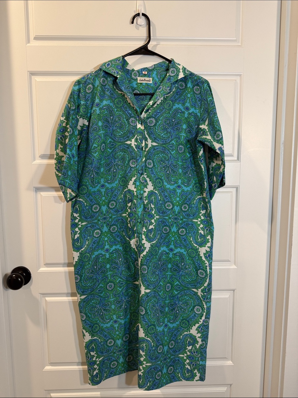 vintage 1960s/1970s Lady Bayard house dress featuring a vibrant teal, blue 13/14